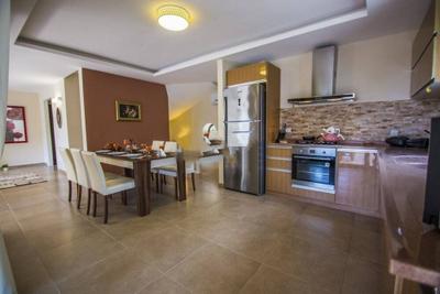 Villa Violet 1 by Villamnet