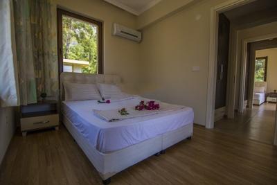 Villa Violet 1 by Villamnet