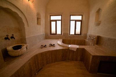 Mnr Cave Hotel