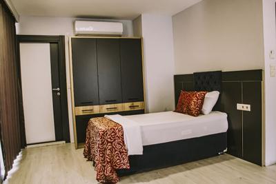 Bois Hotel & Cafe & Restaurant