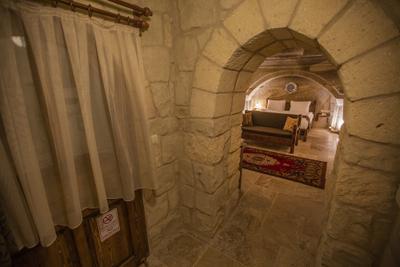 Zara Cave Hotel
