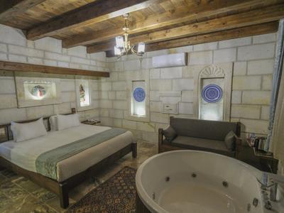 Zara Cave Hotel