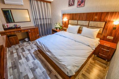 Marina Hotel
