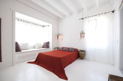 Hotel B House