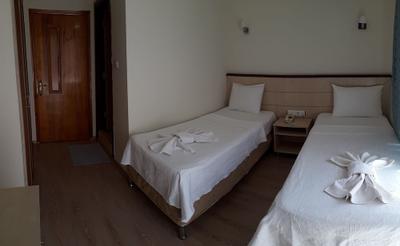 Ayhan Otel