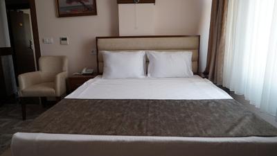 Saray Otel Sami Akar