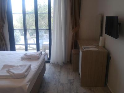 Deniz Otel