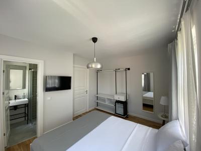 Mon Petit Hotel