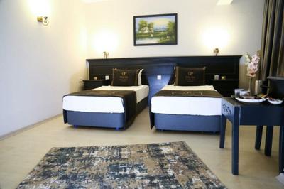 Dream Palace Hotel