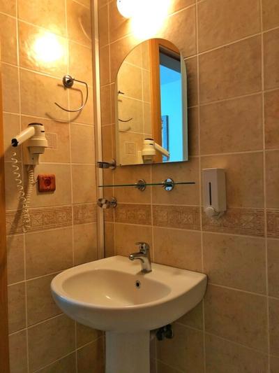 Armoni Otel