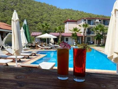 Garden Life Hotel