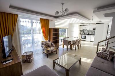 Villa Frezya by Villamnet