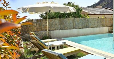 Villa Daisy by Villamnet
