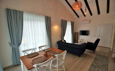 Villa Daisy by Villamnet