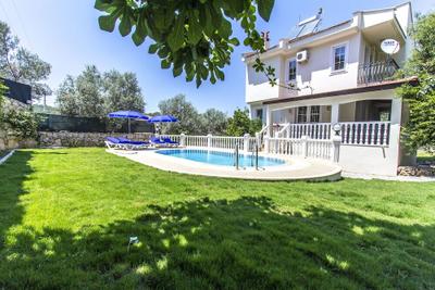 Villa Cagdas by Tatilpremium