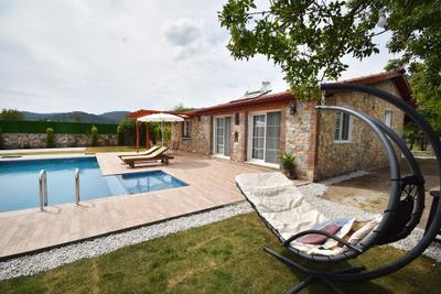 Villa Cansel by Helaltatilvillari