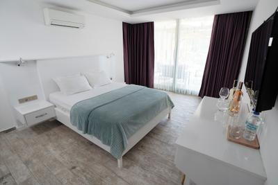 Greenbeach Hotel