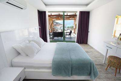 Greenbeach Hotel
