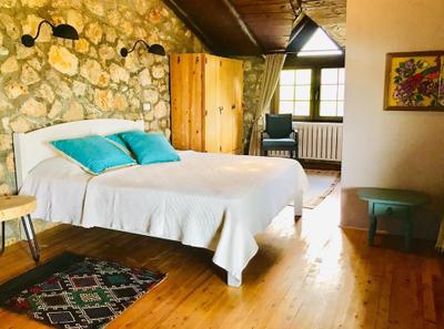 Kale Lodge