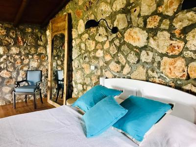 Kale Lodge