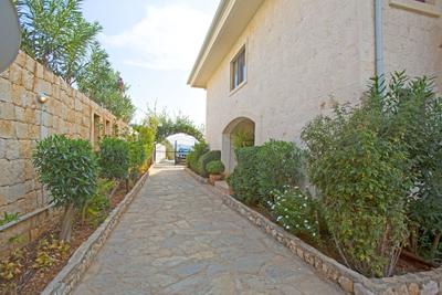 Antiphellos Villari B