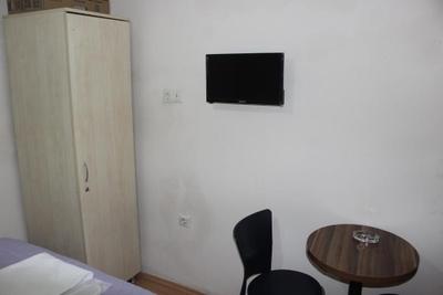Step Apartments