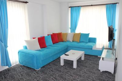 Live Suites