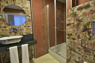 Adamel Hotel & Suite
