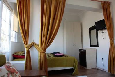 Ayroom