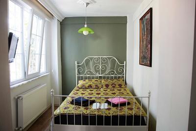 Ayroom