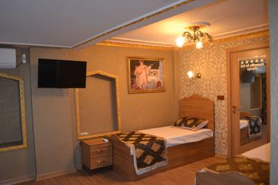 La Casa Suites