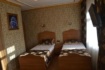 La Casa Suites