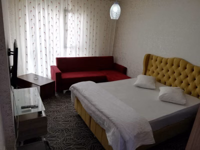 Pin Suites
