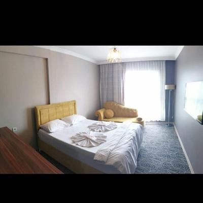 Best Suites & Studios