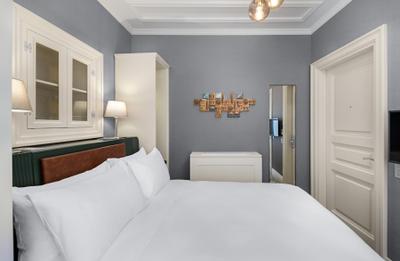 Catch Hotel