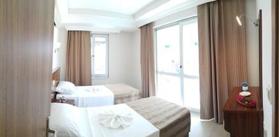 Midi Suites & Hotel