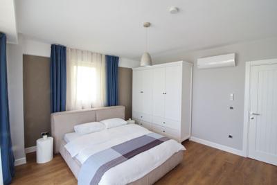 Elia Apartments