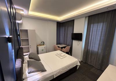 Asia Lees Inn Hotel