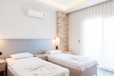 Tone Otel