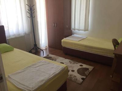 Ugurevler Apart