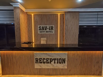 Sav-ir Suit Otel