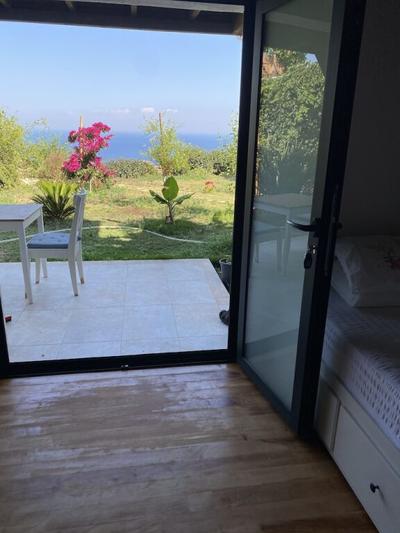 Cedar 1-Bed House with Stunning Views