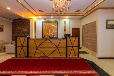 Golden Flower Hotel