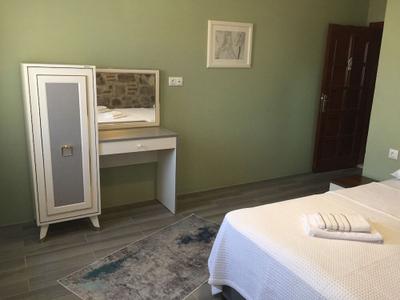 Hayat Alti Otel Ayvalik