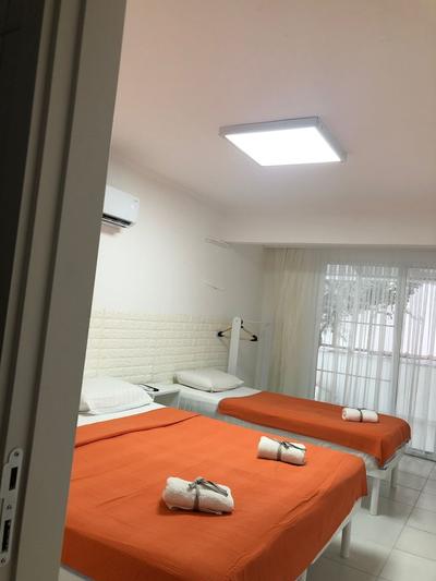 White Suite Rooms