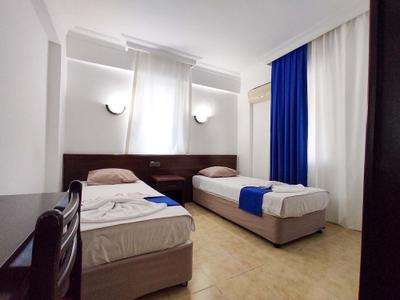 Moray & Duka Beach Hotel
