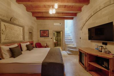 Concept Cave Suites