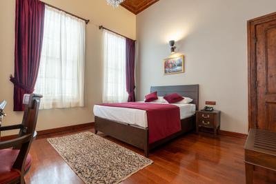 Giges King Boutique Hotel