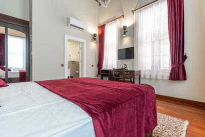 Giges King Boutique Hotel