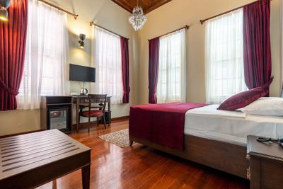Giges King Boutique Hotel